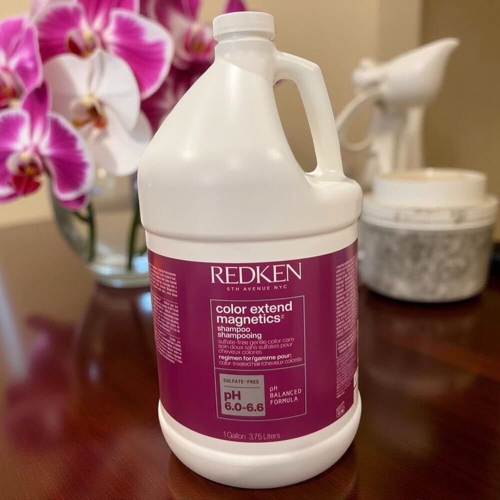 Redken Color Extend Magnetics Shampoo Gallon